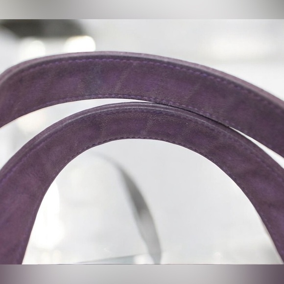 GUC Authentic Chanel 2000s Purple Shearling Mini Logo Bag with Dustbag & Cards - Picture 10 of 16